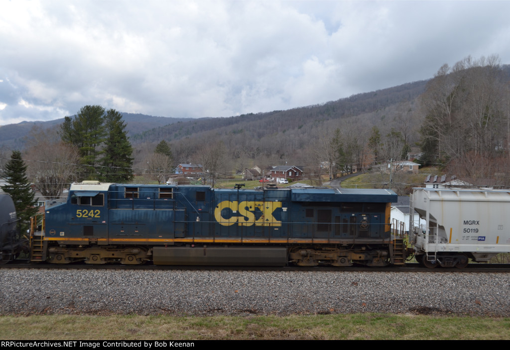 CSX 5242